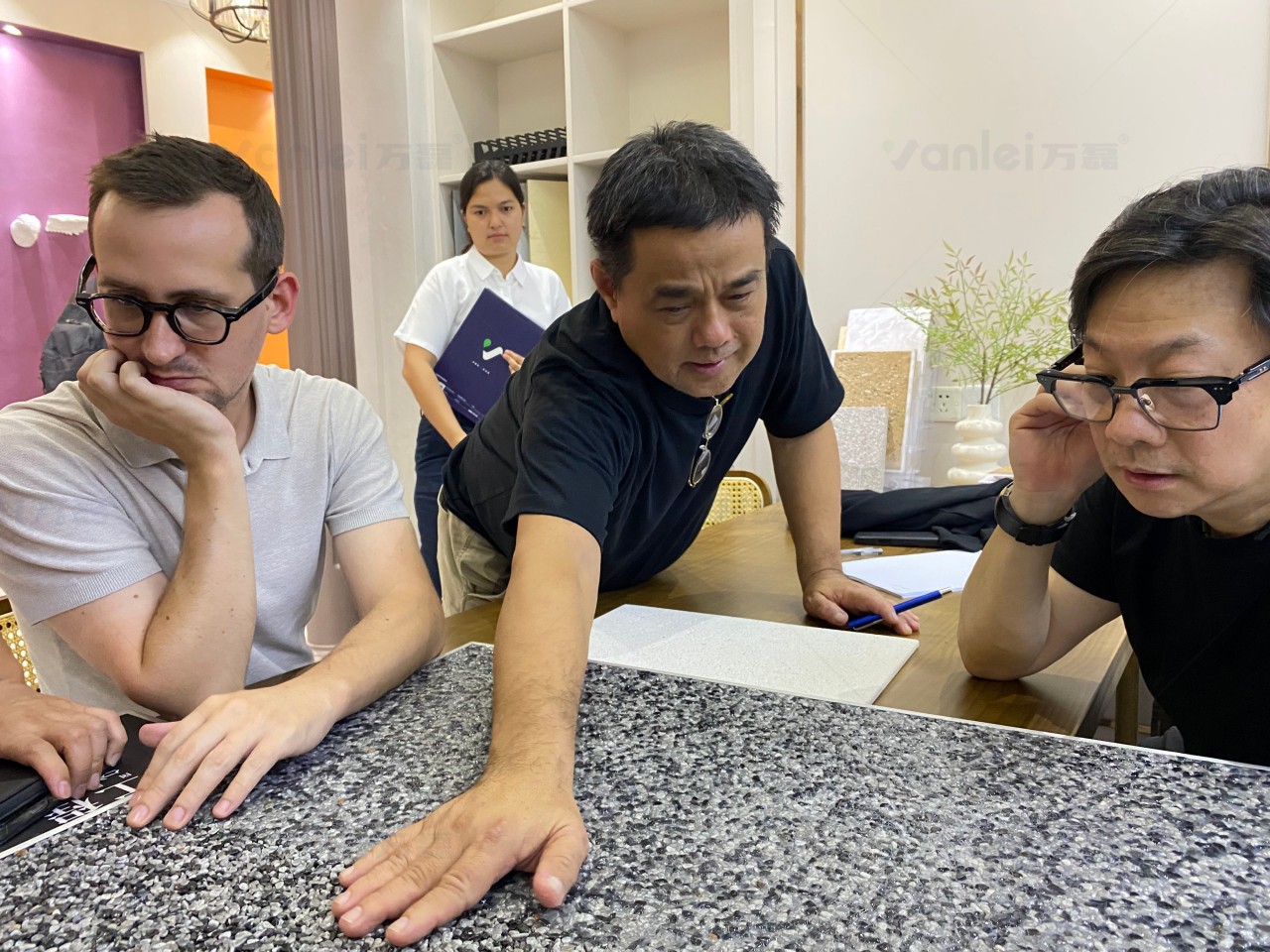 一個島，9位數(shù)的酒店項目，萬磊如何順利落地？